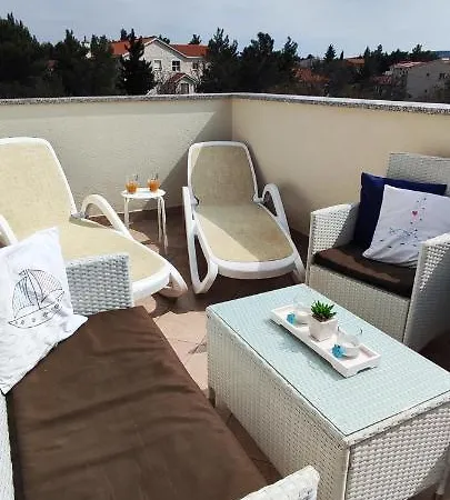 Old Town Paklenica Apartment Starigrad Exterior photo